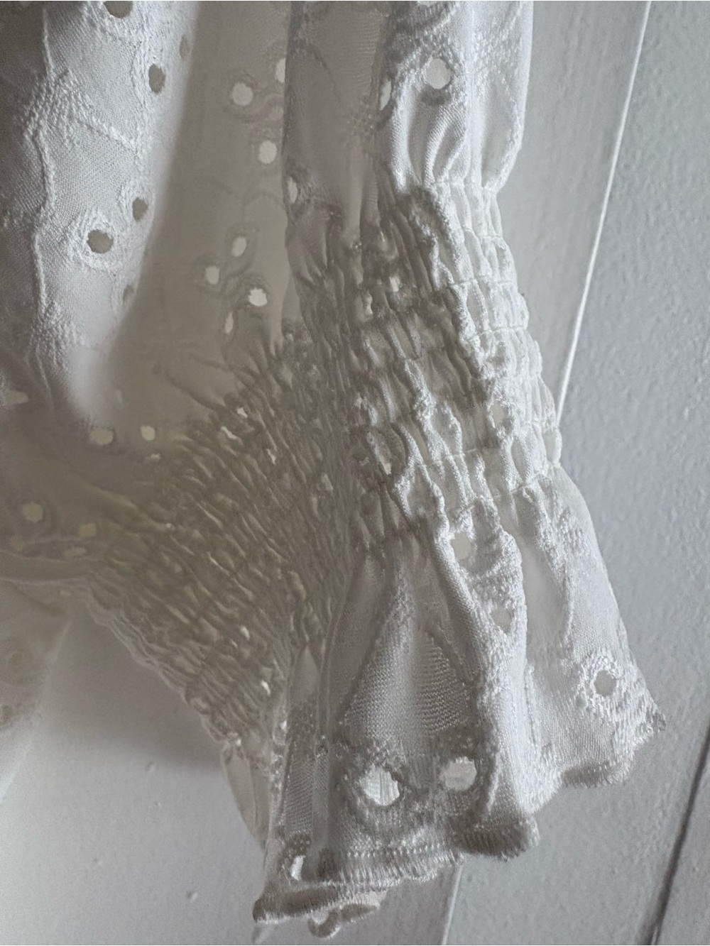White Eyelet Peasant Top 1X - Picture 2 of 4
